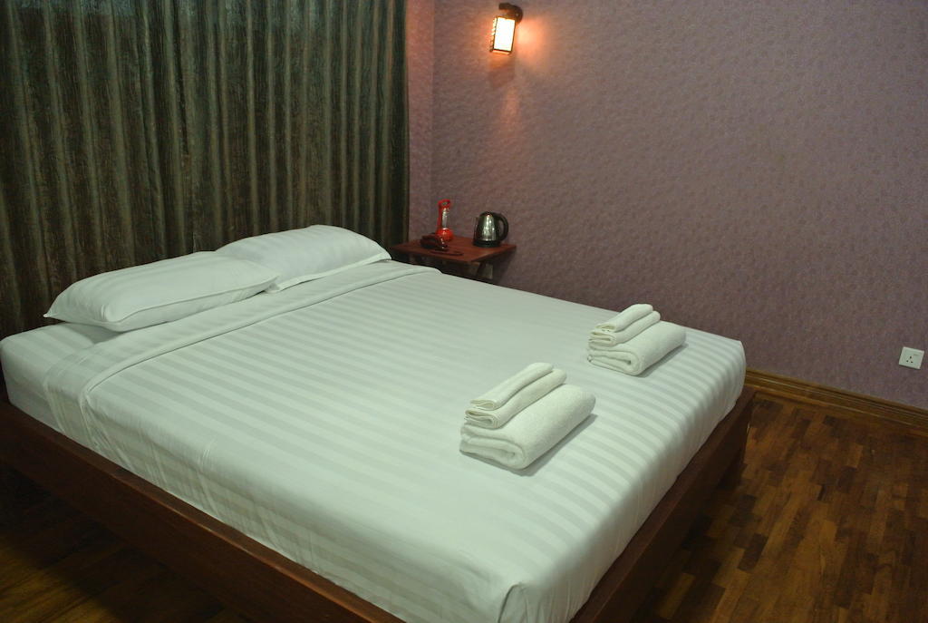 Gyogon Yaewaddy Motel الغرفة الصورة